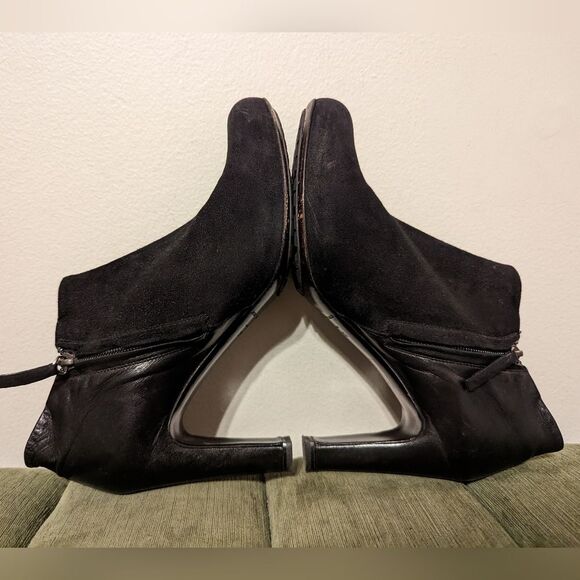 Roberto Del Carlo black leather and suede zipper booties Italy - Picture 2 of 10